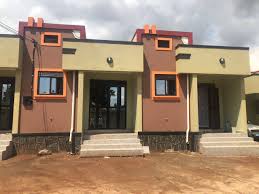 Modern 2-Bedroom Semi-Detached Apartment